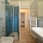 Elegant Pool-front Flat With Fenced Garden *